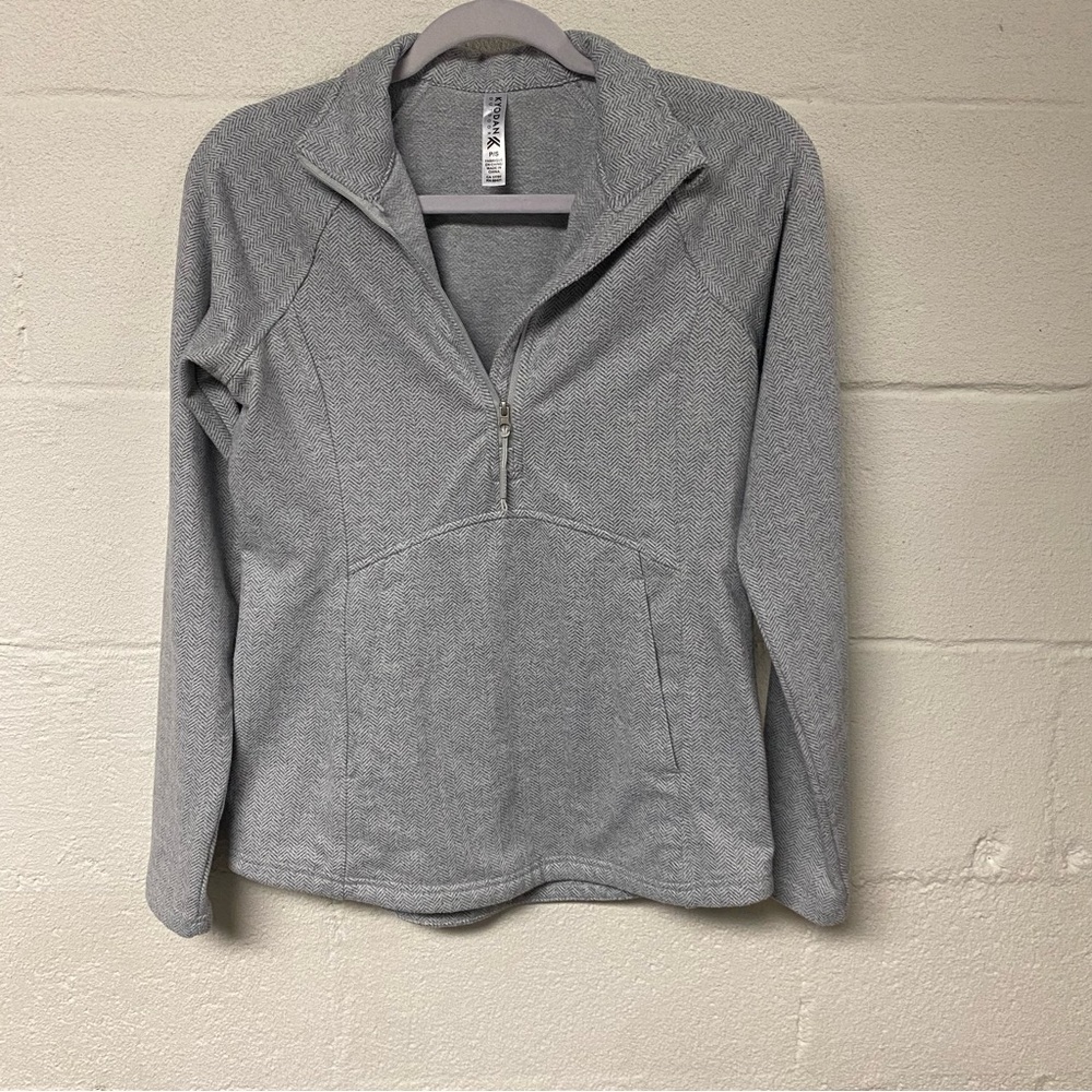 Kyodan Outdoor Women’s Gray Fitted Zippered Long Sleeve Pullover Size P/S